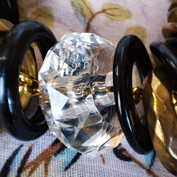 Clear Faceted Chunky Acrylic and Mixed Metal Ring Disc Brass Tone Necklace - Picture 6 of 13